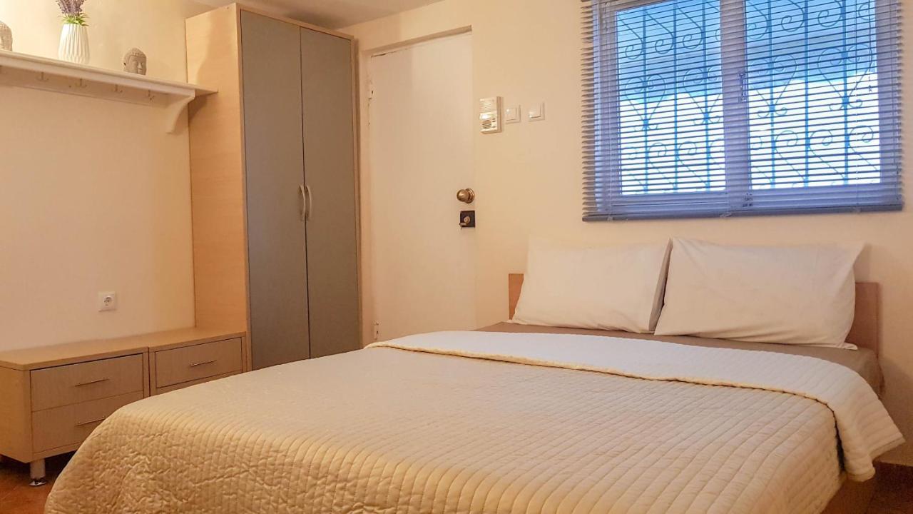 Апартаменты Studio With City View Tirnavos Экстерьер фото